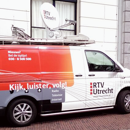 Kijk, luister en volg in hart en nieren Kijk, luister en volg in hart en nieren